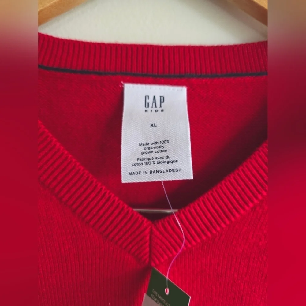 NWT! Gap, Kids Organic Cotton Uniform Sweater, Red, Size XL (12-13years)